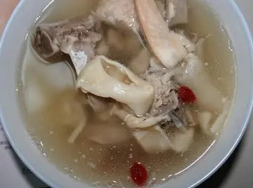 鱼胶排骨汤做法与功效与作用(请问花胶螺肉红枣汤怎么做？有什么功效