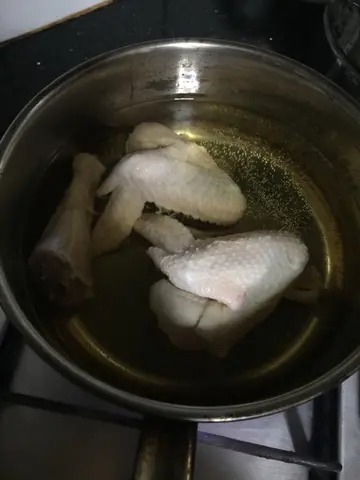 鱼胶能添加到食物里面么(鱼胶和食品干燥剂放一起合适吗？)