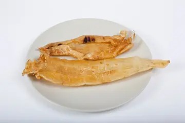 中鱼肚是哪种鱼胶(鱼肚和鱼胶是怎样区分的？)