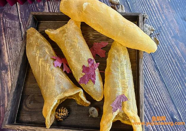 泡发鱼胶的水要倒掉吗（泡鱼胶的水可以直接炖吗）
