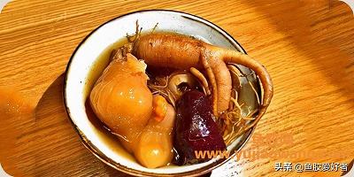 鱼胶汤怎么做好喝(鱼胶汤怎样煲最滋补)