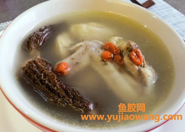 羊肚菌炖鱼胶瘦肉(花胶煲羊肚菌的功效) 羊肚菌炖鱼胶瘦肉(花胶煲羊肚菌的功效)