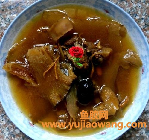 鱼翅鱼胶浓汤制作(花胶鱼翅煲鸡放什么汤料好)