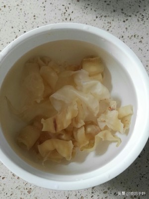 6款适合孕妇的鱼胶汤（花胶煲什么汤对孕妇好）