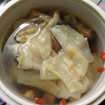 铺乳期能吃鱼胶吗（哺乳期鱼胶怎么炖最好的）