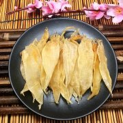 石鱼胶乌鸡枸杞汤的功效与作用(花胶炖什么？)