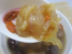 鱼胶是黄的好还是白的好(花胶白色是假的吗？)