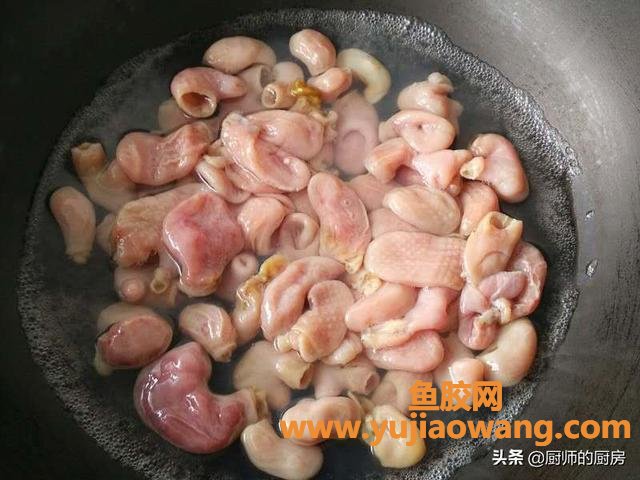 鱼胶的胆固醇含量(青椒炒鱼肚怎么做？)