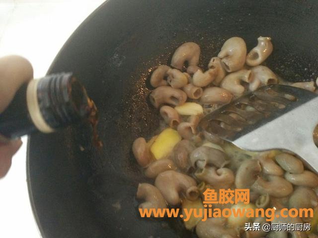 鱼胶的胆固醇含量(青椒炒鱼肚怎么做？)