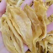 鱼胶跟排骨一般炖多久(鱼㬵怎么炖？炖多长时间好？)