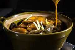 黄芪的汤炖鱼胶可以吃吗(鱼㬵怎么炖？炖多长时间好？)