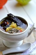 肝硬化怎么吃鱼胶(月子里鱼胶要怎么煮？)