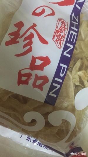 制作木瓜鲜奶冻鱼胶粉放多少(怎样做花胶牛奶冻？)