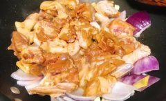 生鱼胶的制作方法(鱼胶的做法是什么？)