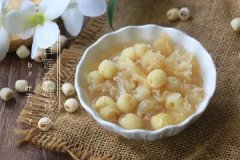 鱼胶虫草花当归炖鸡汤(鸡汤怎么炖才好喝？)