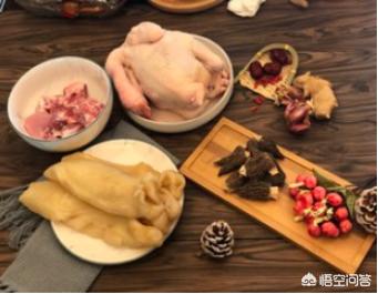 鱼胶可以和红枣老鸡一起炖吗(花胶羊肚菌松菌能一起煲汤？)