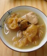 鱼胶小孩多久炖一次(鱼㬵怎么炖？炖多长时间好？)