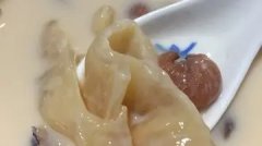 鱼胶月子里怎么吃好(月子里鱼胶要怎么煮？)