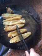 男人适合吃鱼胶吗(鱼肚鱼胶能吃吗？)