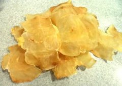 干鱼胶直接煲会涨吗(鱼㬵怎么炖？炖多长时间好？)