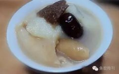 瘦肉茨实鱼胶炖汤(花胶海参茨实瘦肉汤的功效？)