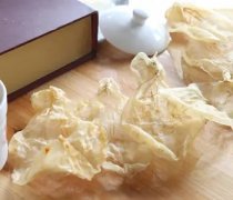 有痰可以吃鱼胶吗(吃花胶和燕窝对身体有哪些帮助？)