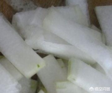 鱼胶和海带能一起煲汤(黄豆和海带能一起煮汤吗？)