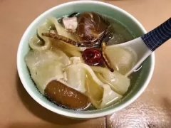 做结肠息肉后可以吃鱼胶吗(结肠息肉能吃甲鱼吗？)