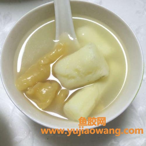炖鱼胶的做法窍门(不用煎的炖鱼做法窍门)