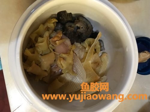 海参花胶煲鸡汤放什么材料
