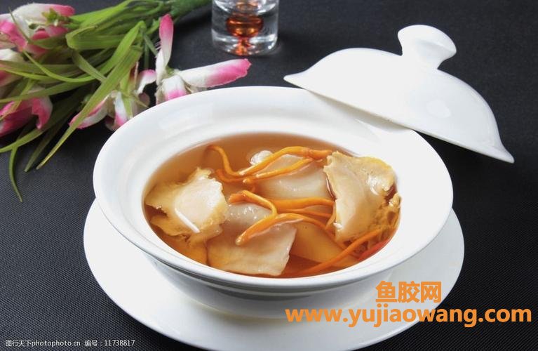 响螺花胶煲鸡汤的做法(海参响螺花胶鸡汤)