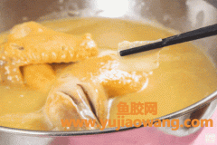 鱼翅花胶煲鸡汤的功效(花胶响螺片鱼翅煲鸡汤的功效)