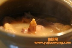 花胶煲鸡汤的配料(花胶鸡汤的做法配料)