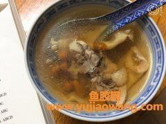 花胶煲鸡汤用什么鸡(花胶煲鸡汤的做法)