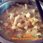 花胶煲鸡汤可以放红萝卜吗
