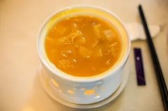 怀孕吃什么鱼胶安胎(我怀孕一直在吃燕窝，有人说搭配着鱼胶吃