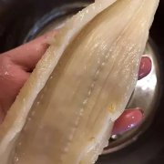 咸水黄花胶(如何辨别鱼胶的真假？)