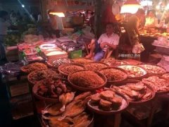 越南鱼胶比国内便宜吗(现在都说越南的海鲜便宜，到底有多便宜
