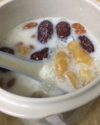 鱼皮胶的功效和作用(桃胶的功效与作用及食用方法是什么？)