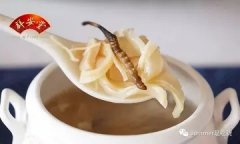 鱼胶瘦肉红枣桂圆汤的功效(红枣桂圆花胶汤怎么做？)
