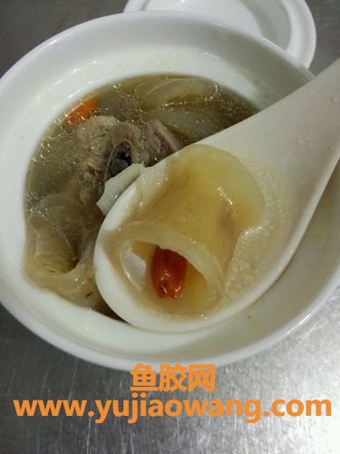 花胶纯鸡汤的做法大全(花胶猪肚鸡汤的做法大全)