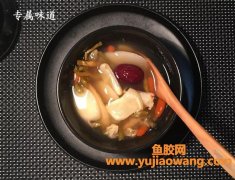 花胶石斛花旗参炖鸡汤(花胶石斛鲍鱼炖鸡汤的功效)