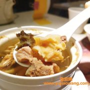 花胶炖鸡的做法与功效(广东花胶炖鸡的做法)