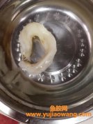 泡花胶用热水还是冷水(鱼胶用温水还是冷水泡)