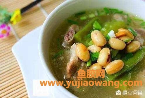 花胶可以和黄豆煲汤吗(牛蹄筋可以同黄豆、家禽类一起煲汤吗？)