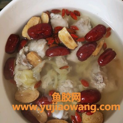 (鱼胶花旗参红枣排骨做法)吃了这碗花胶鱼胶炖汤炖奶,一口下肚感觉超 (鱼胶花旗参红枣排骨做法)吃了这碗花胶鱼胶炖汤炖奶,一口下肚感觉超