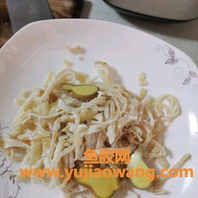 (鱼胶花旗参红枣排骨做法)吃了这碗花胶鱼胶炖汤炖奶,一口下肚感觉超 (鱼胶花旗参红枣排骨做法)吃了这碗花胶鱼胶炖汤炖奶,一口下肚感觉超