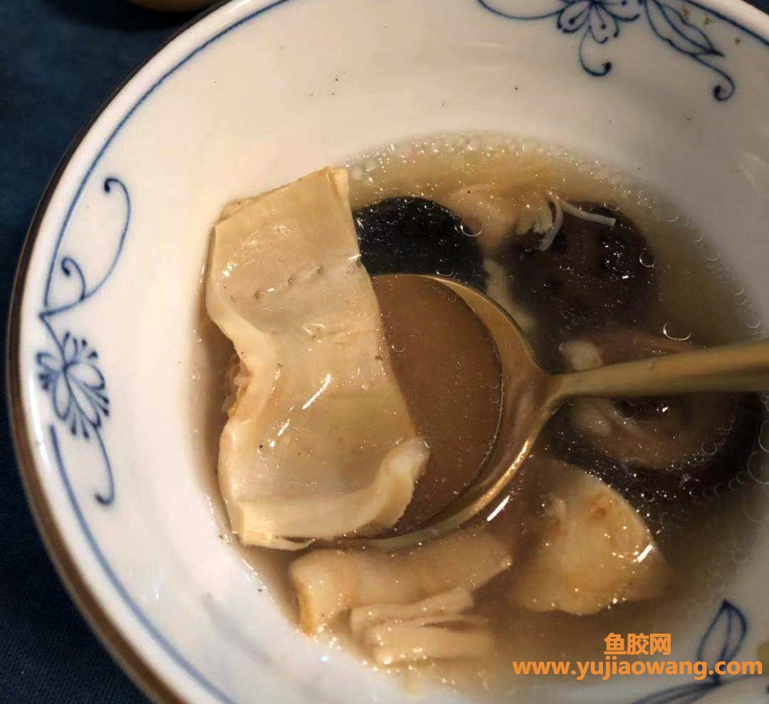 (老人吃鱼胶如何吃好)不一样的花胶食谱1_老年人延年益寿之“花胶枣菇 (老人吃鱼胶如何吃好)不一样的花胶食谱1_老年人延年益寿之“花胶枣菇