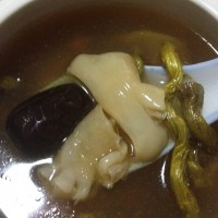 (石斛北芪鱼胶炖瘦肉的功效)一道花胶石斛瘦肉汤，在秋天转季时保护好