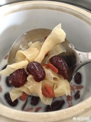 花胶炖什么最养子宫(花胶炖牛奶窍门是什么?) 花胶炖什么最养子宫(花胶炖牛奶窍门是什么?)